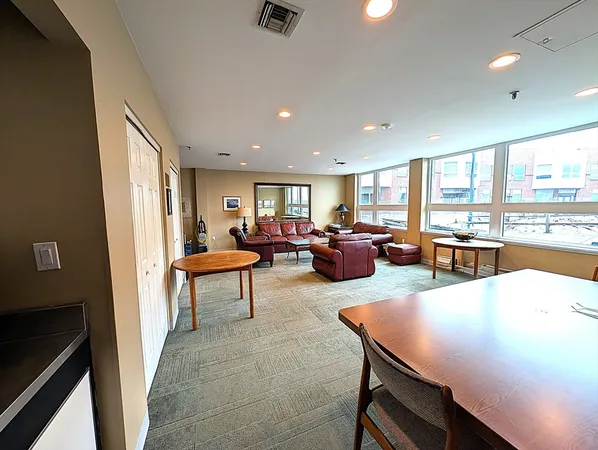 $370,000 | 154 Lynnway, Unit 401, Lynn, MA 01902