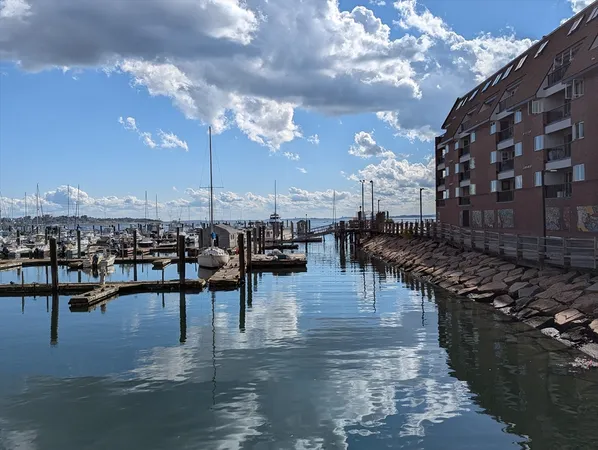 $370,000 | 154 Lynnway, Unit 401, Lynn, MA 01902