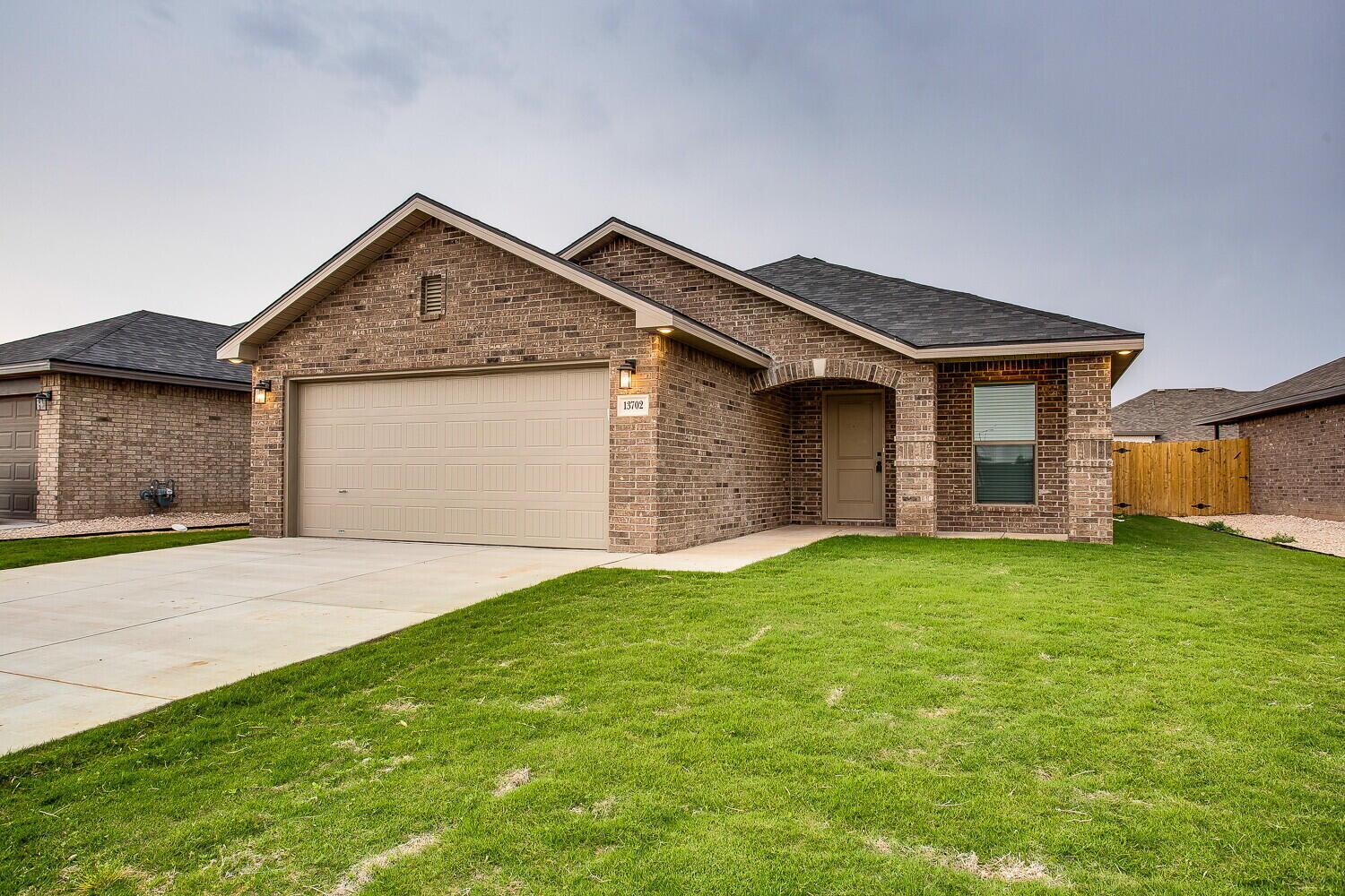 13702 Avenue R Lubbock, TX 79423 - Photo 1 of 18 l-200