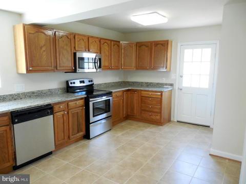 12160 Rixeyville Road Culpeper, VA 22701 - Photo 4 of 30 Kitchen