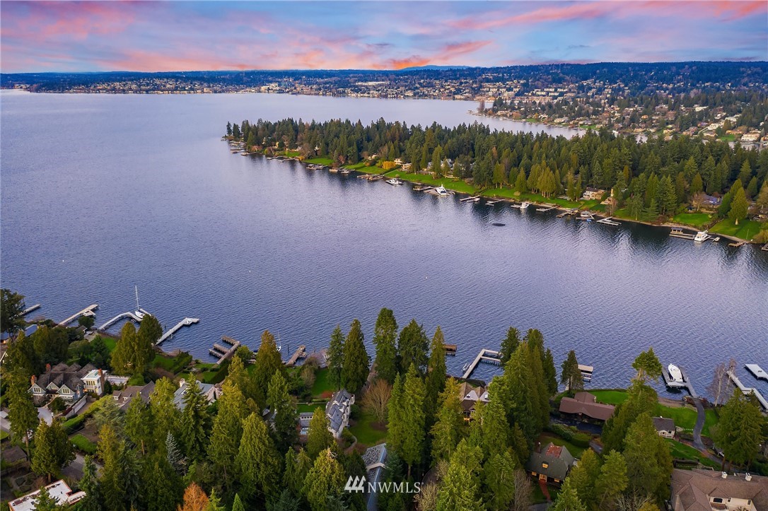 3430 Evergreen Point Road Medina, WA 98039 - Photo 4 of 11 a view of a lake with a mountain in the background