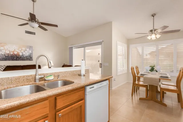 $3,750 | 1692 East Palm Beach Drive, Chandler, AZ 85249