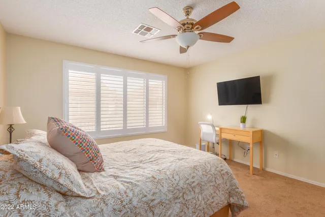 $3,750 | 1692 East Palm Beach Drive, Chandler, AZ 85249