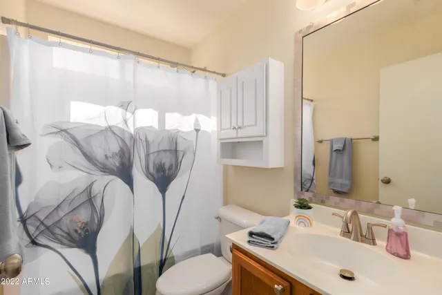 $3,750 | 1692 East Palm Beach Drive, Chandler, AZ 85249