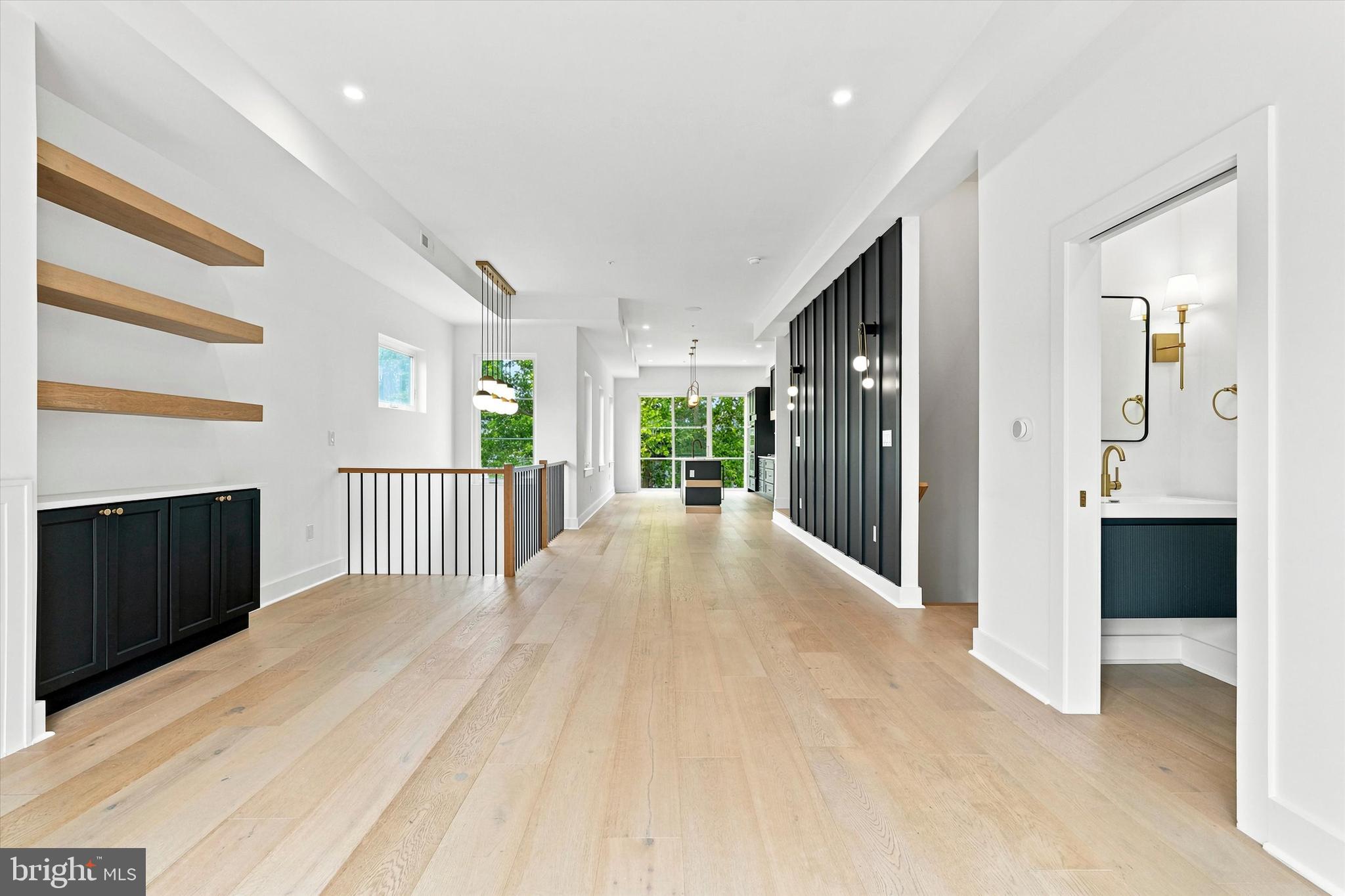 623 Crestview Road Philadelphia, PA 19128 - Photo 16 of 60 2nd floor main living floor - Dining and Living