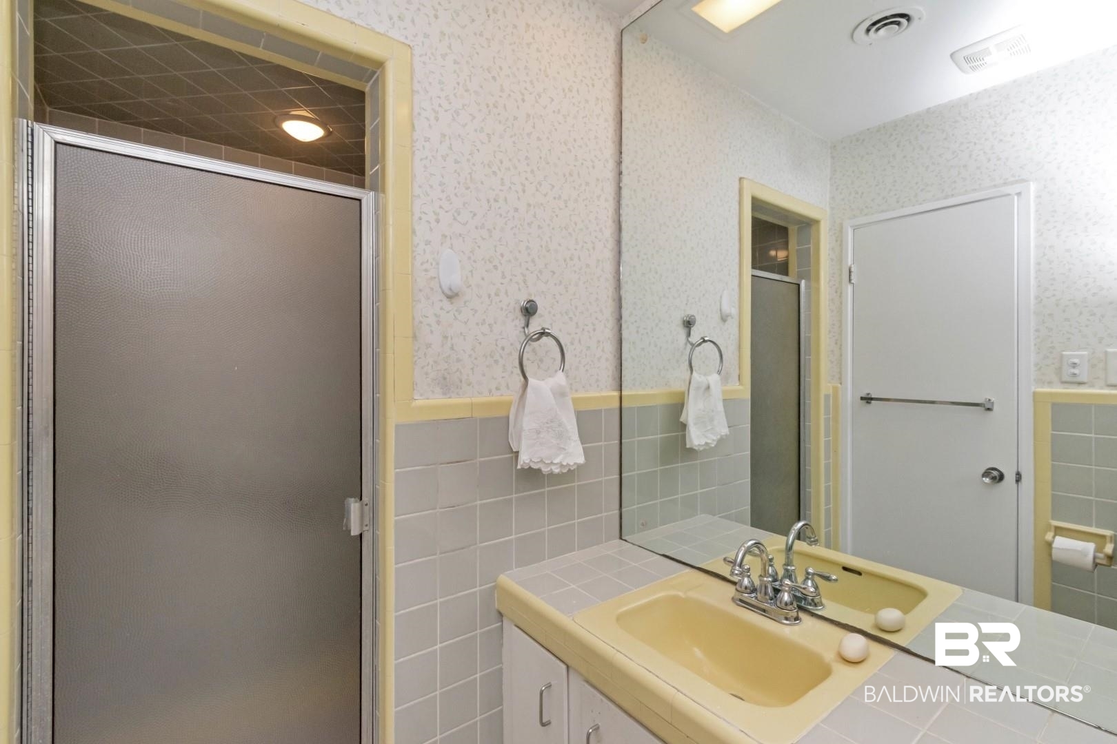 251 Irvine Road Mobile, AL 36606 - Photo 9 of 22