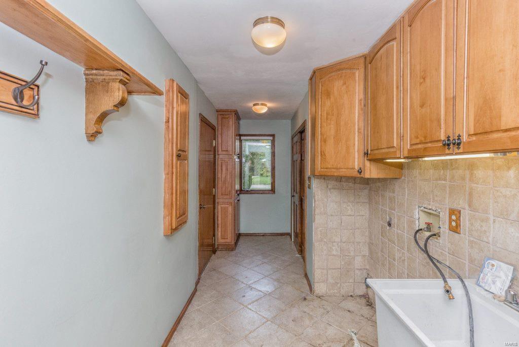 15928 Wetherburn Road Chesterfield, MO 63017 - Photo 15 of 46 Gallery Image 15