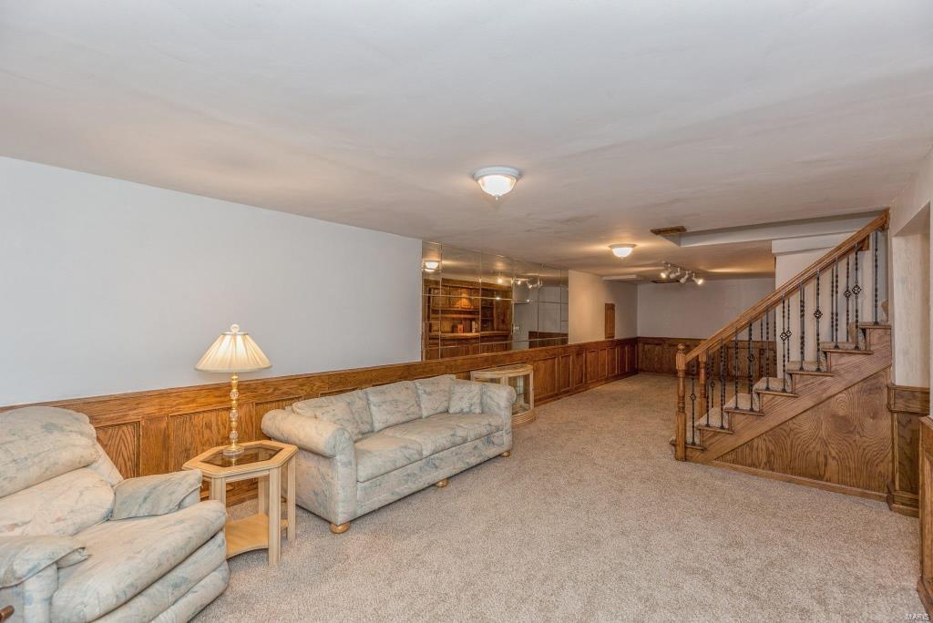 15928 Wetherburn Road Chesterfield, MO 63017 - Photo 33 of 46 Gallery Image 33
