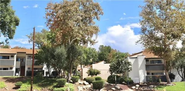 $315,000 | 5800 Kanan Road, Unit 148, Agoura Hills, CA 91301