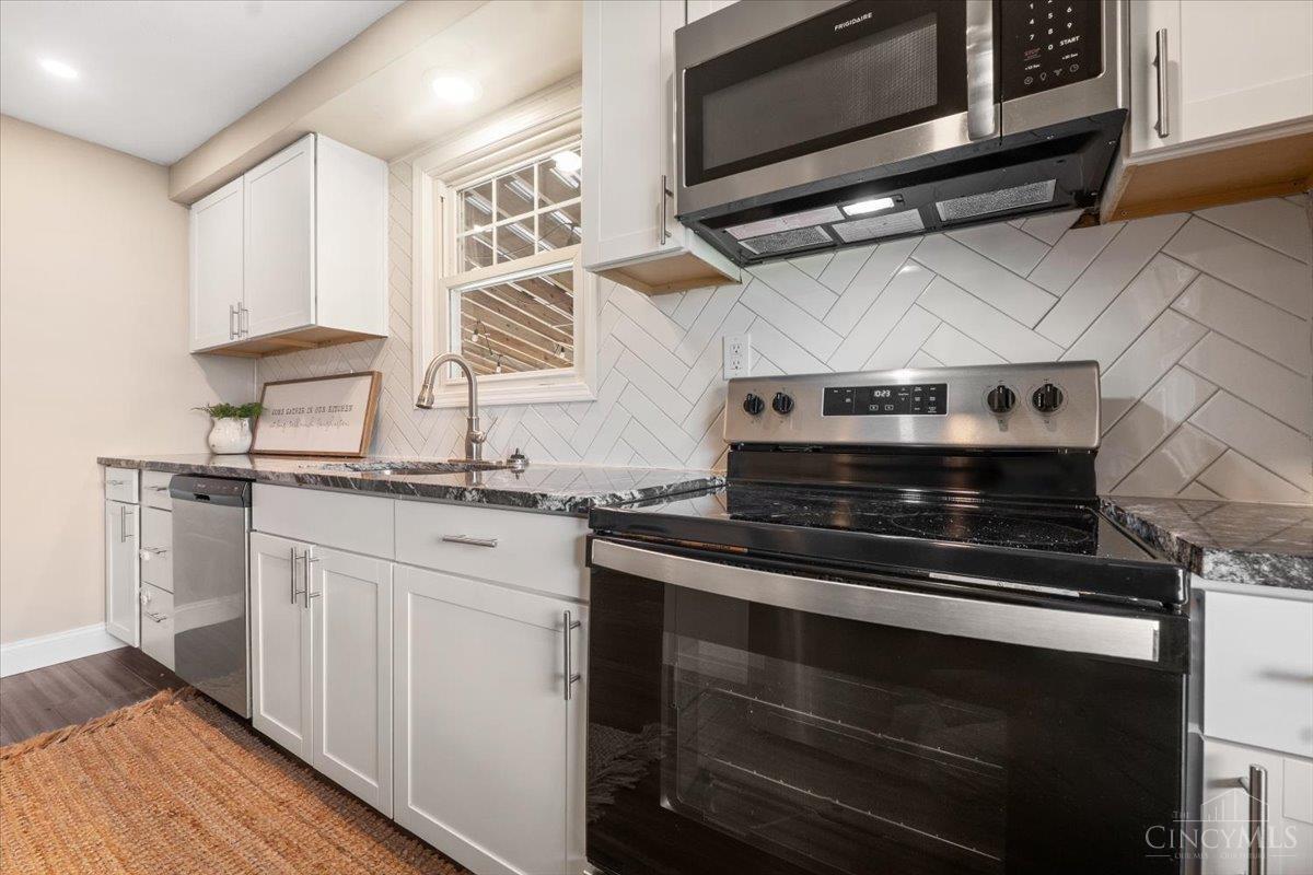 1904 Hunt Road Cincinnati, OH 45215 - Photo 10 of 31