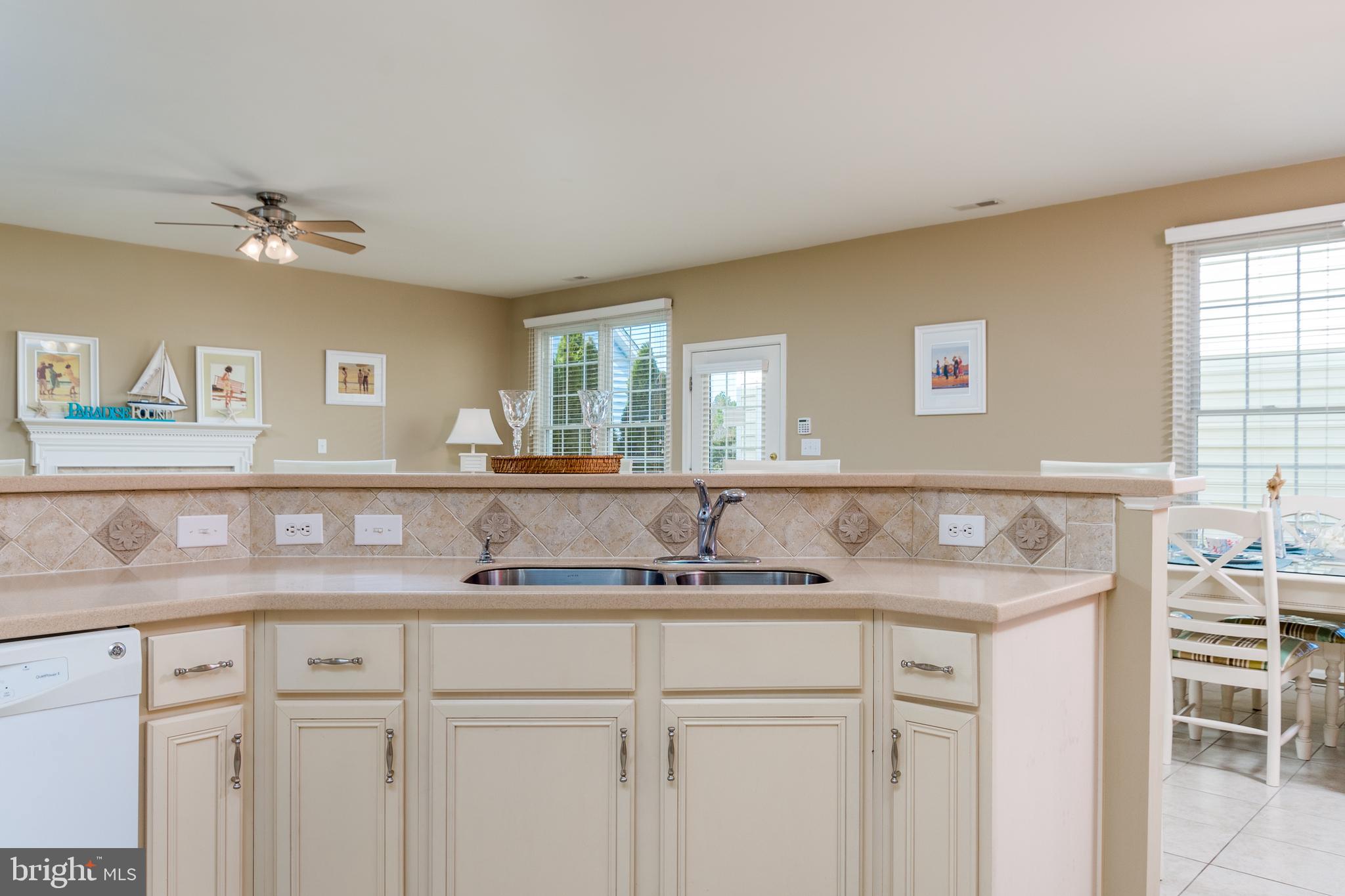 12141 Snug Harbor Road Berlin, MD 21811 - Photo 9 of 58 Gallery Image 9