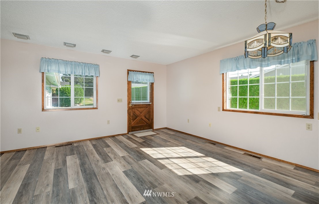 1434 Kamm Road Lynden, WA 98264 - Photo 8 of 37 Gallery Image 8