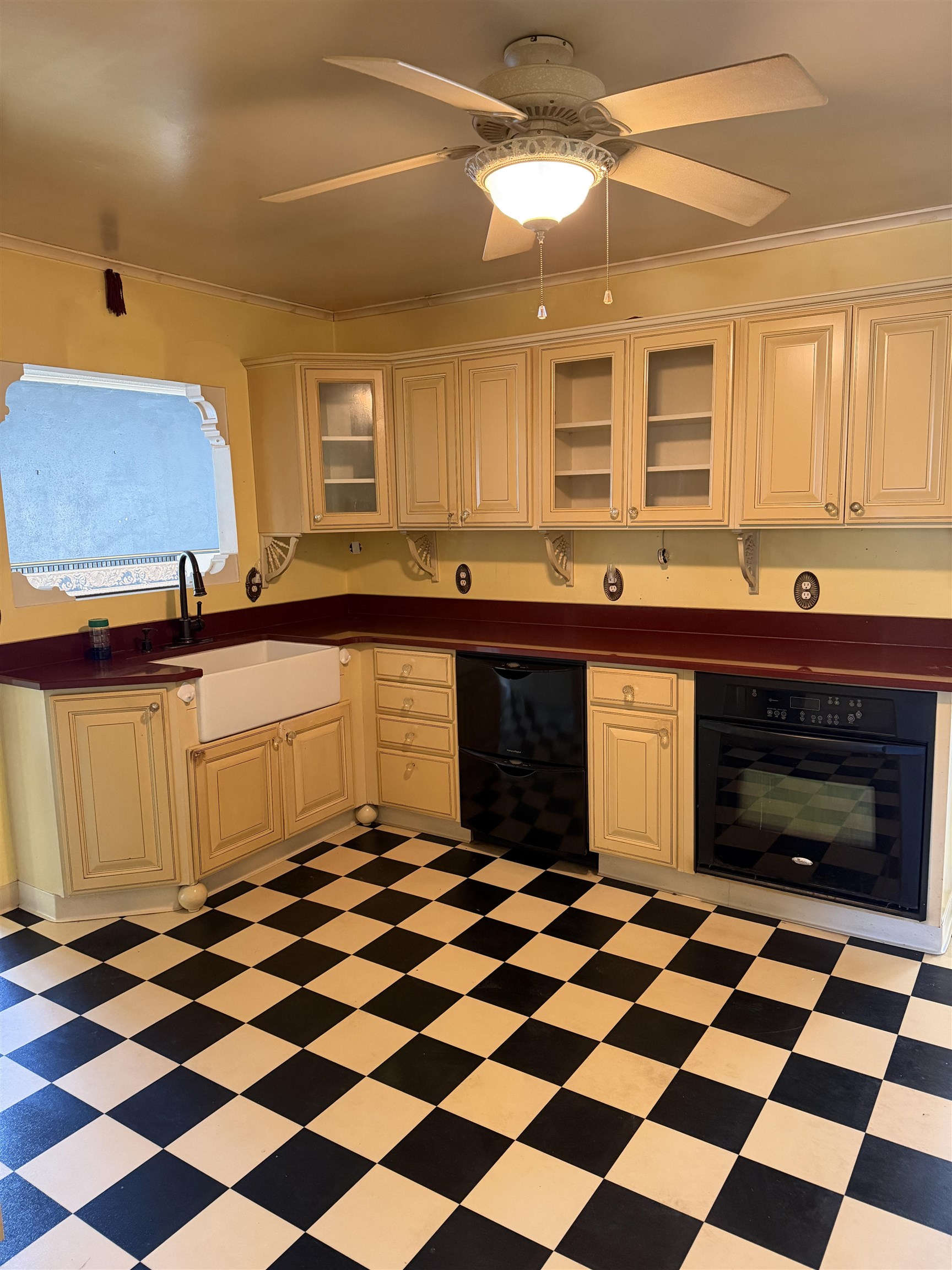4724 Howard Gnesen Road Duluth, MN 55803 - Photo 18 of 28 Kitchen