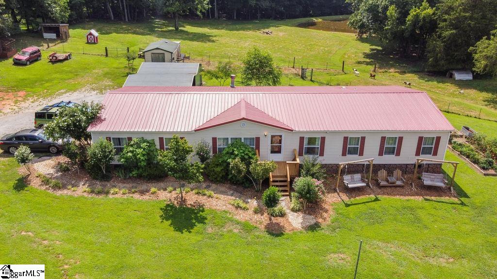 147 Finley Road Belton, SC 29627 - Photo 2 of 30