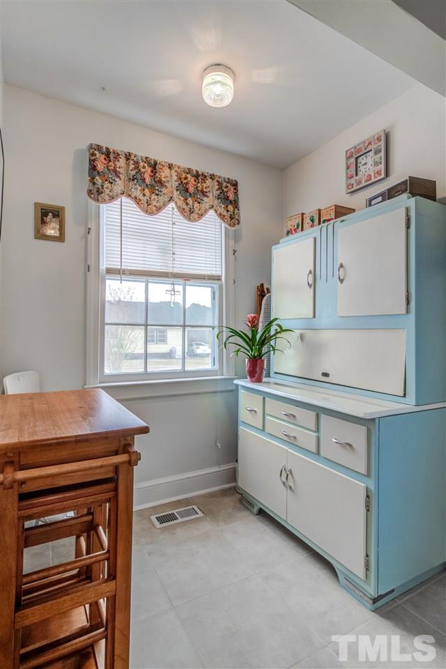 619 Pierce Road Garner, NC 27529 - Photo 15 of 25 Gallery Image 15