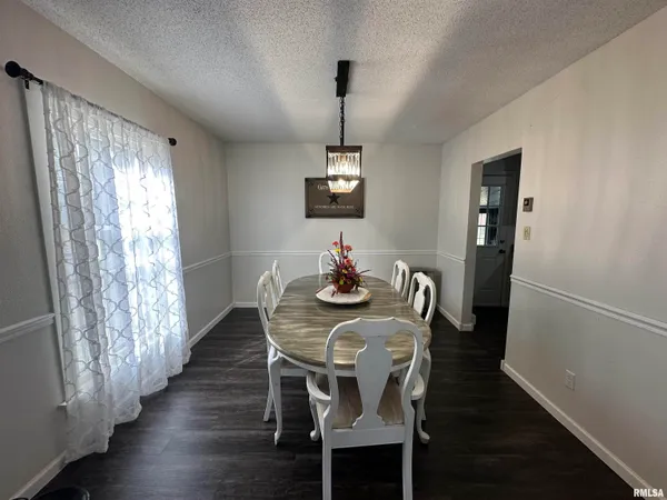 $159,000 | 1307 Charles Street, Carterville, IL 62918