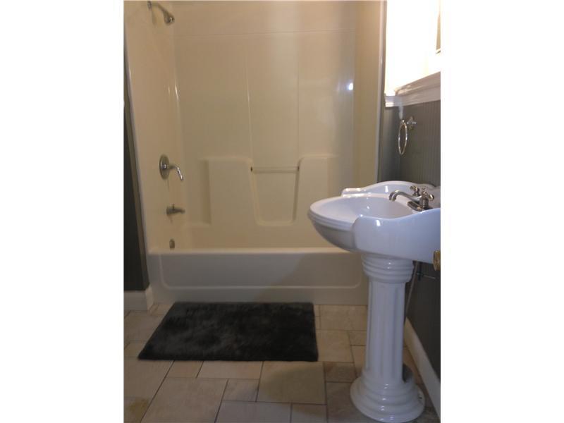 575 Cannery Road Mercer, PA 16137 - Photo 5 of 13 Full Bath.