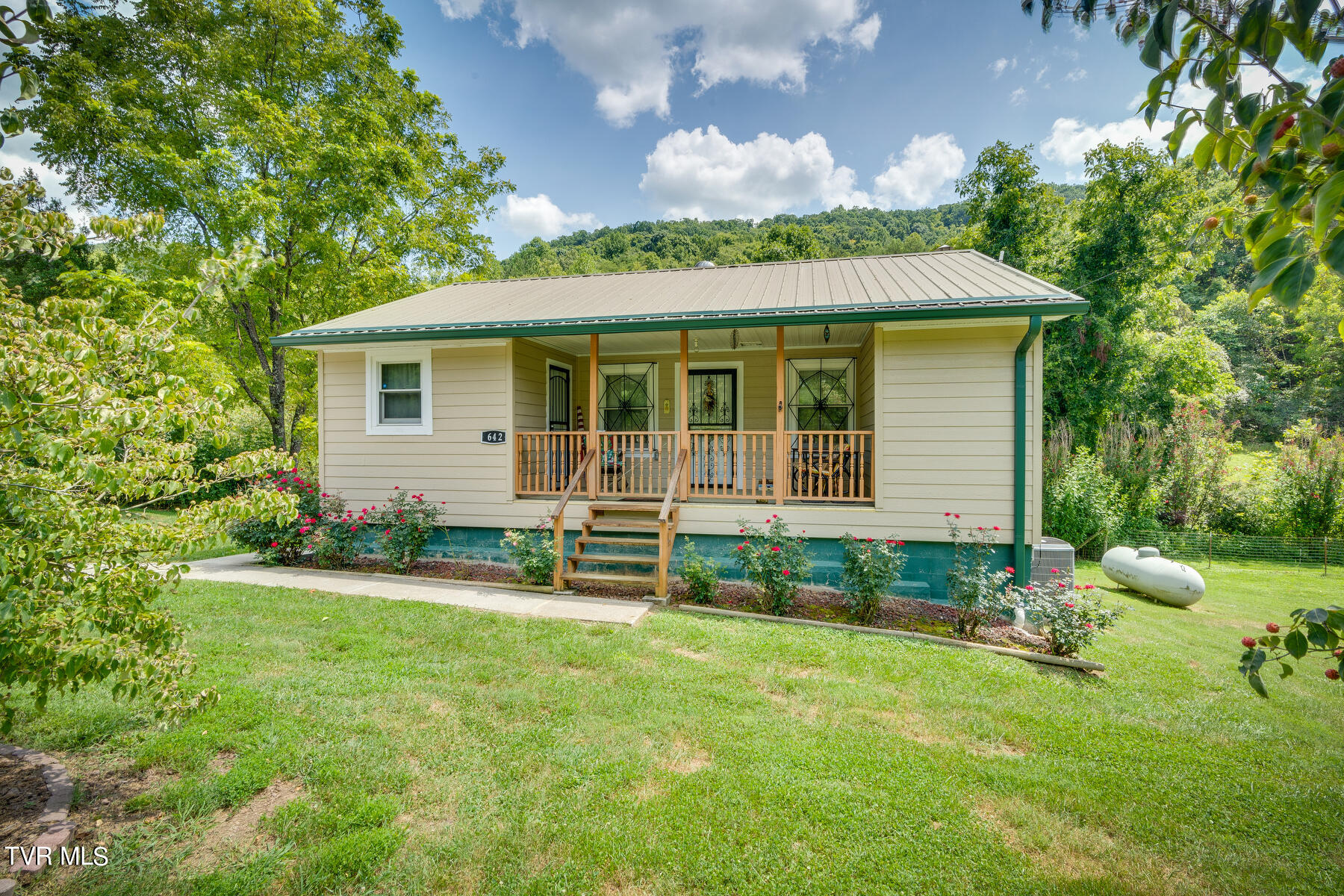 642 Long Bend Road Rogersville, TN 37857 - Photo 1 of 53 001