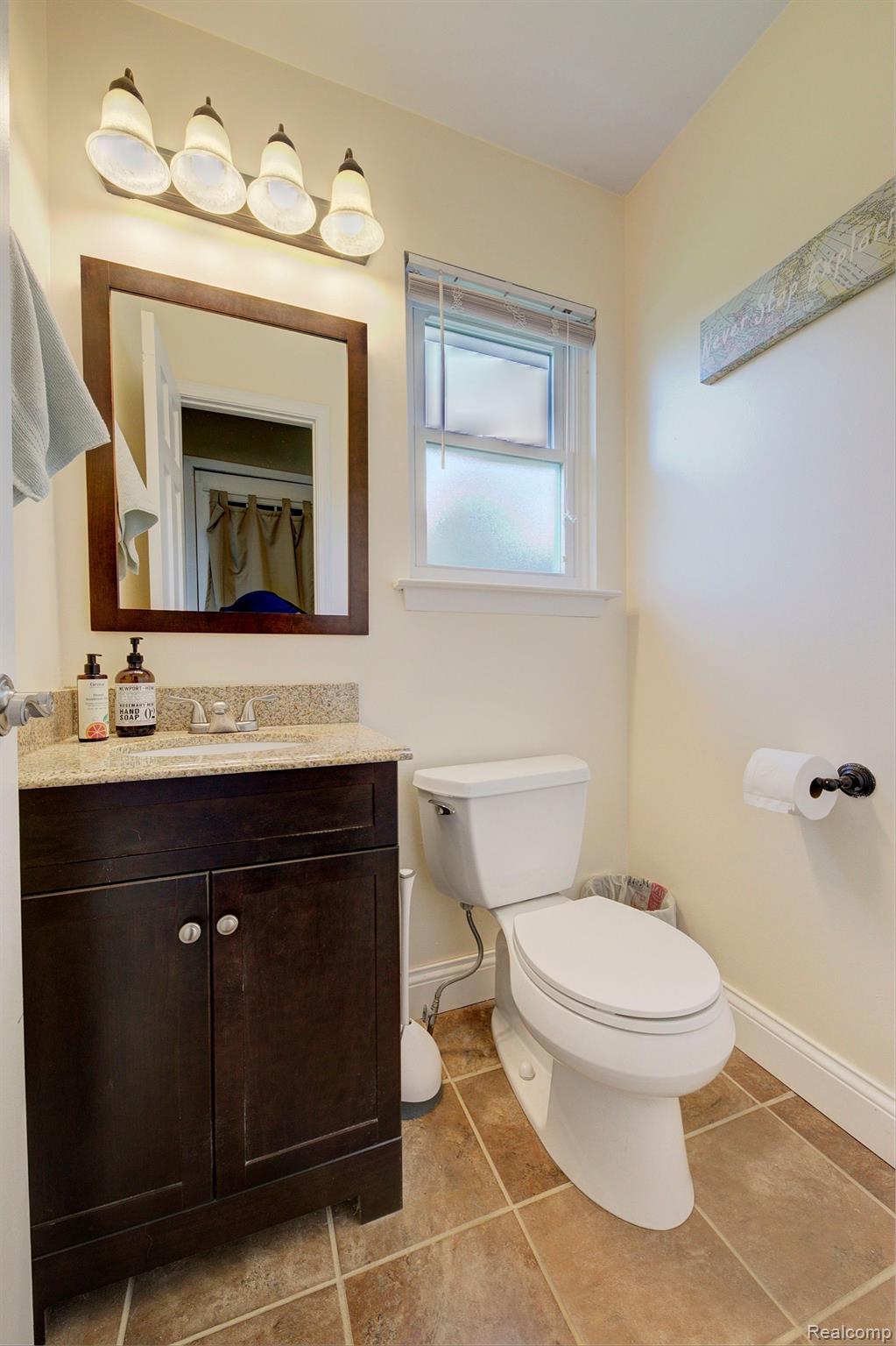 44619 Hanford Road Canton, MI 48187 - Photo 15 of 37