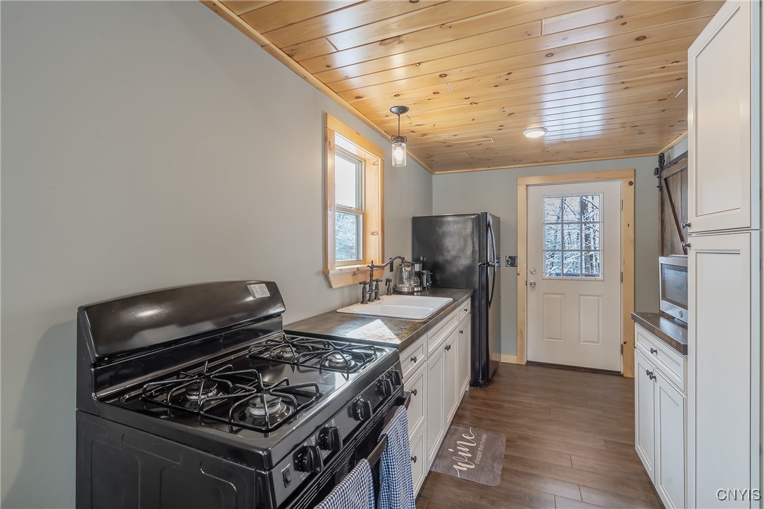 223 Lewis Road Constantia, NY 13044 - Photo 9 of 23