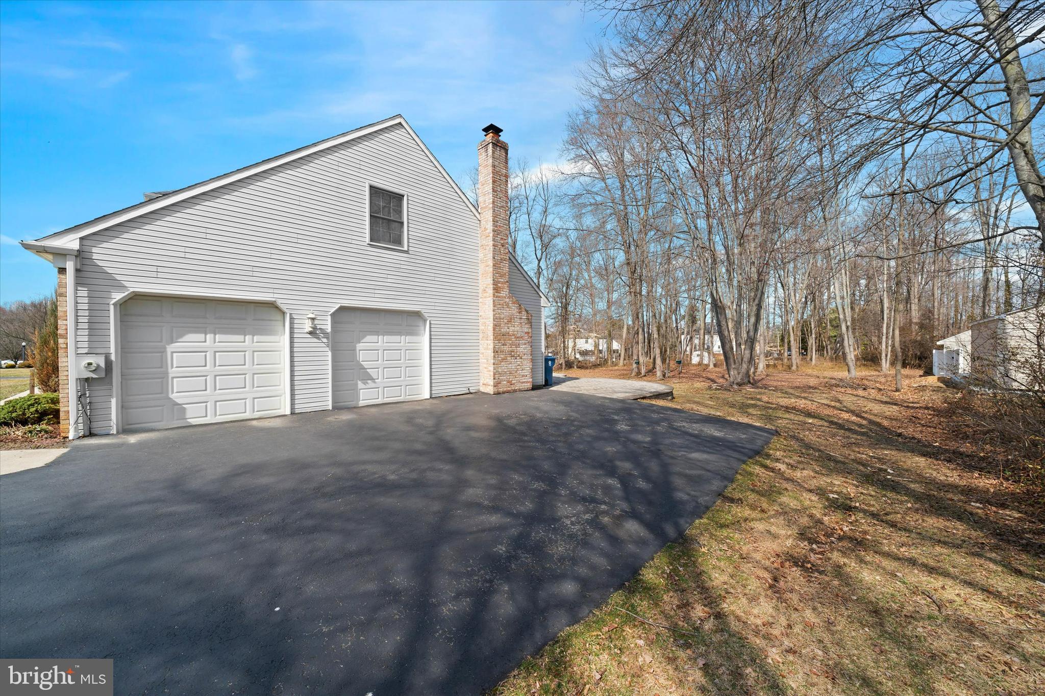 4 Knights Crossing Newark, DE 19713 - Photo 6 of 52 3 Car garage
