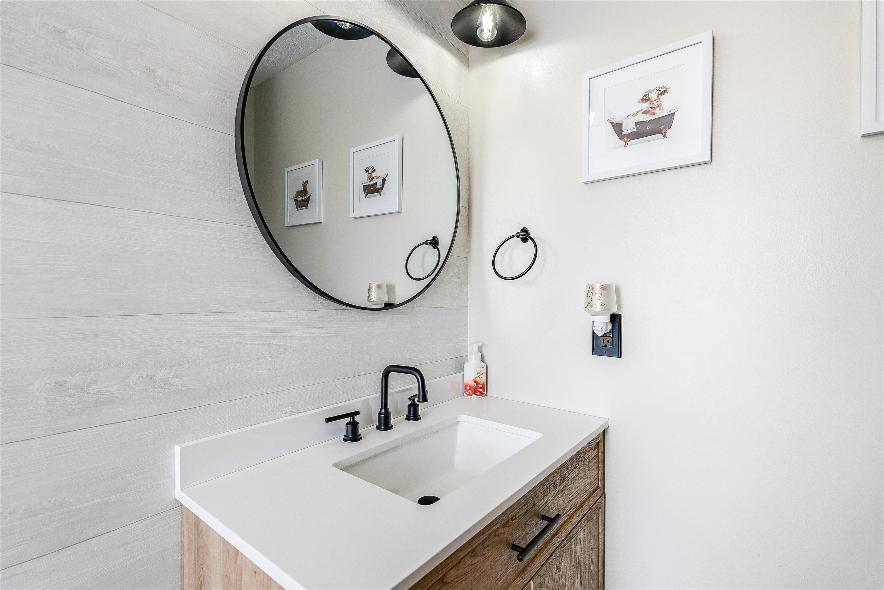 76 Main Street Greenville, VA 24440 - Photo 24 of 50 a bathroom with a sink and a mirror