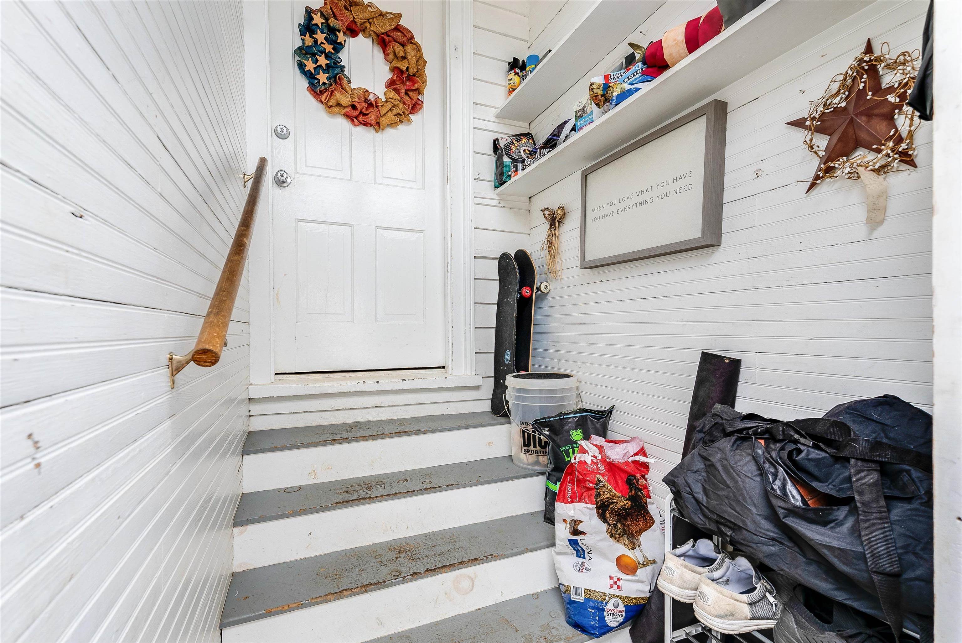 76 Main Street Greenville, VA 24440 - Photo 6 of 50 a view of entryway with wooden floor