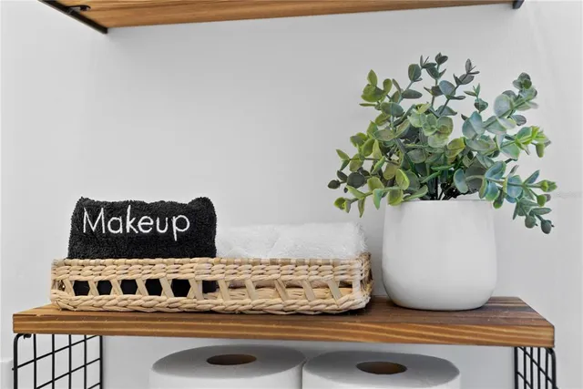 $2,300 | 300 North Mars Avenue, Clearwater, FL 33755