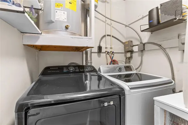 $2,300 | 300 North Mars Avenue, Clearwater, FL 33755