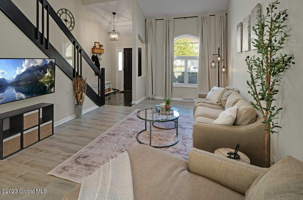 495 Chadwick Road Schenectady, NY 12304 - Photo 4 of 25 Interior 04