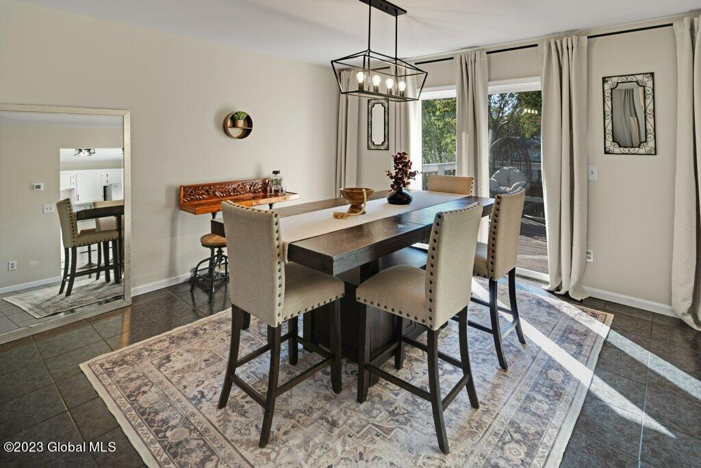 495 Chadwick Road Schenectady, NY 12304 - Photo 5 of 25 Interior 05