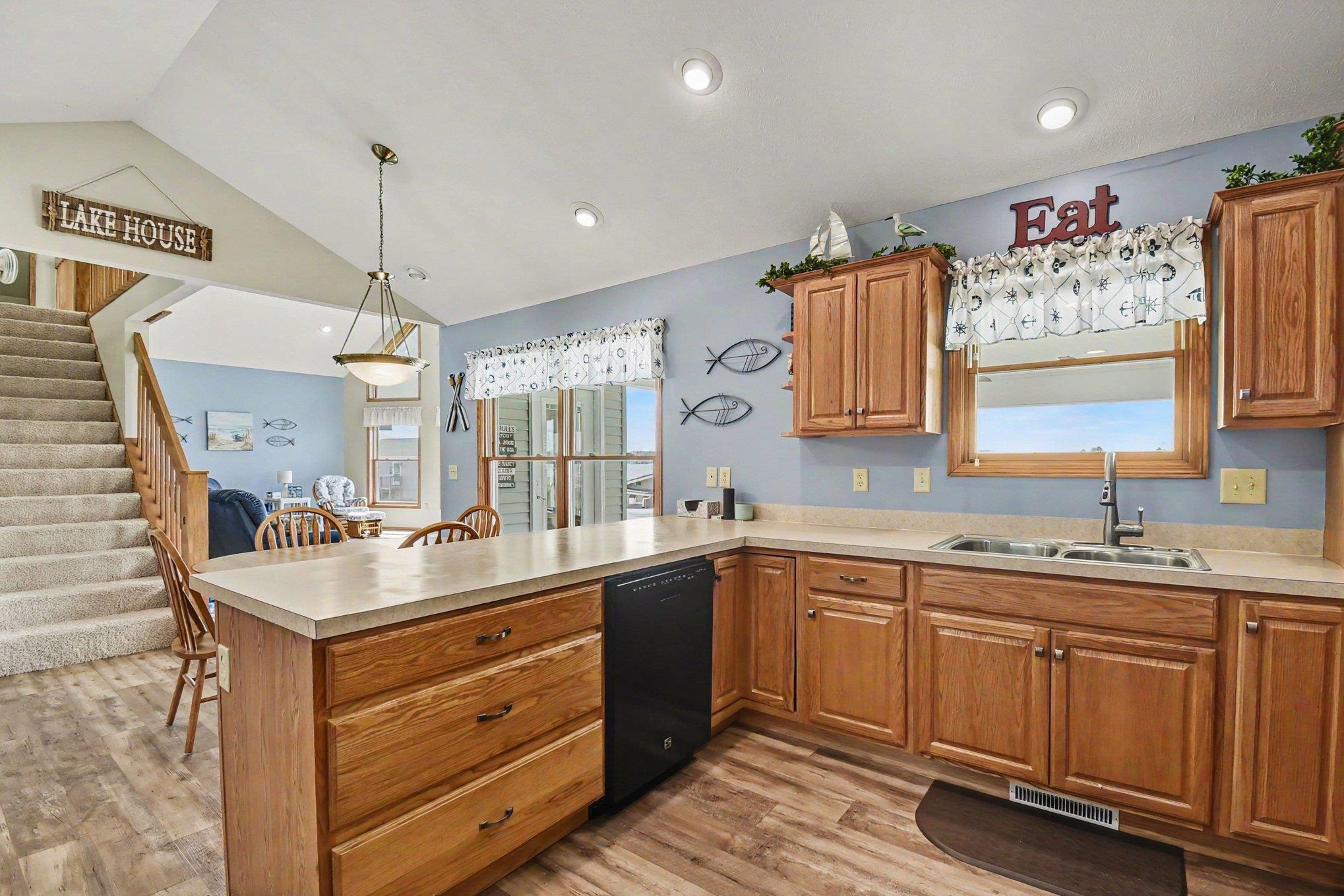 6628 Spinnaker Road Crystal, MI 48818 - Photo 13 of 40