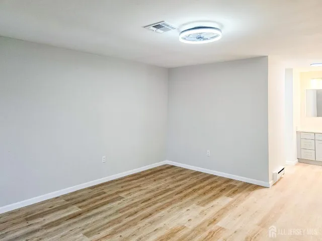 $449,900 | 307 B Modele Plaza, Monroe Township, NJ 08831