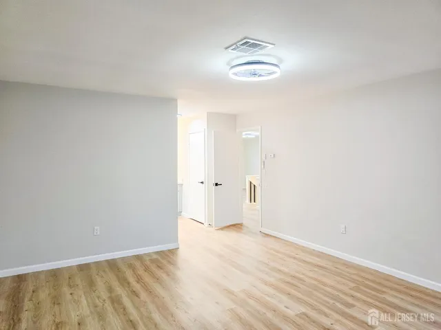 $449,900 | 307 B Modele Plaza, Monroe Township, NJ 08831