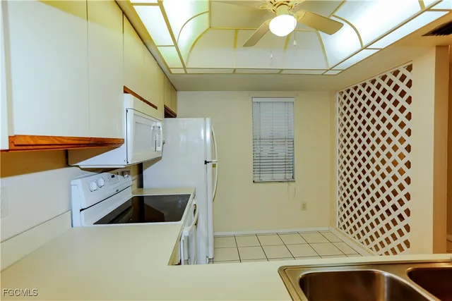 $1,350 | 719 Southwest 47th Terrace, Unit 101, Cape Coral, FL 33914