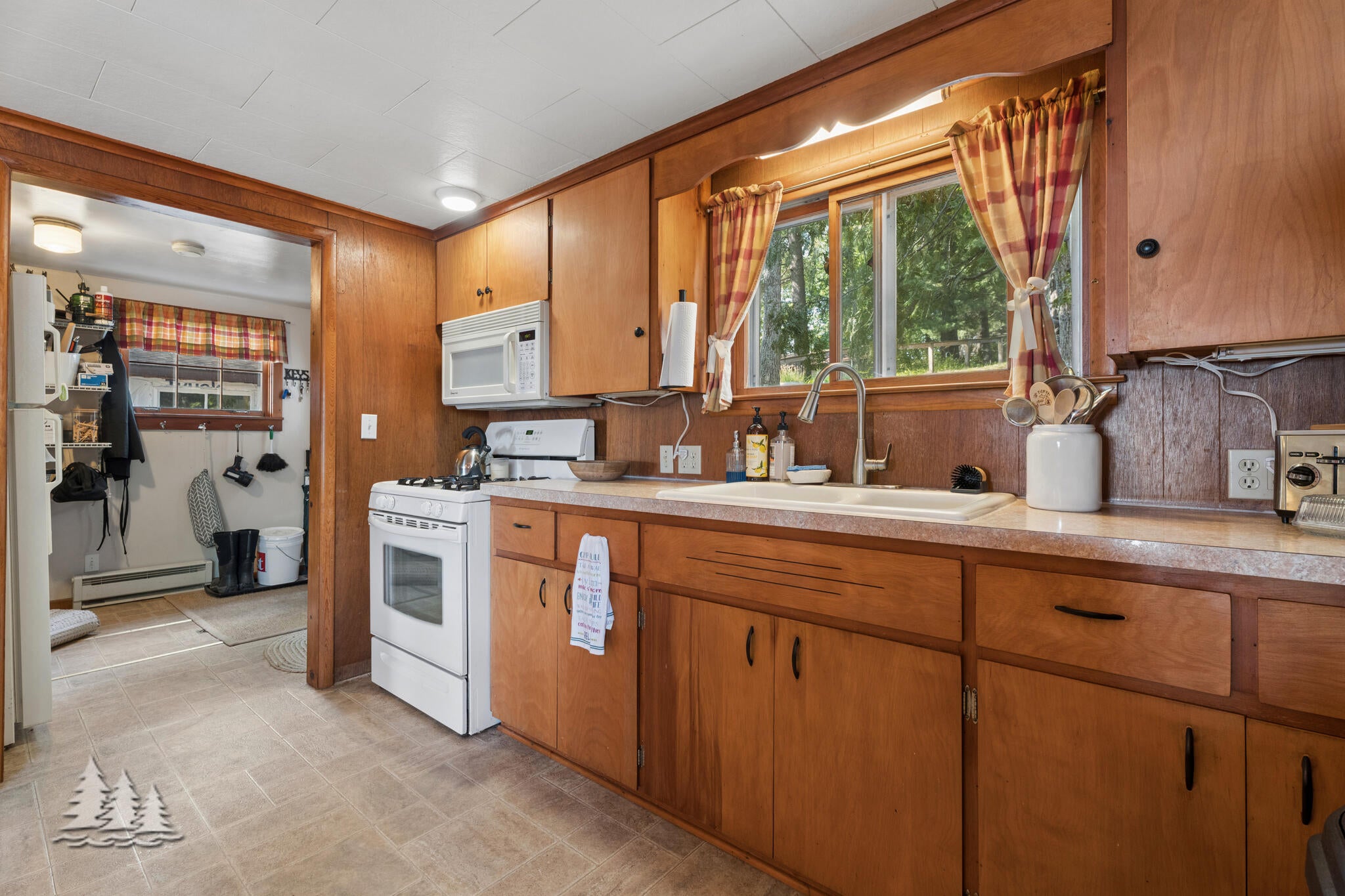 14140 Pointe Road Atlanta, MI 49709 - Photo 20 of 37
