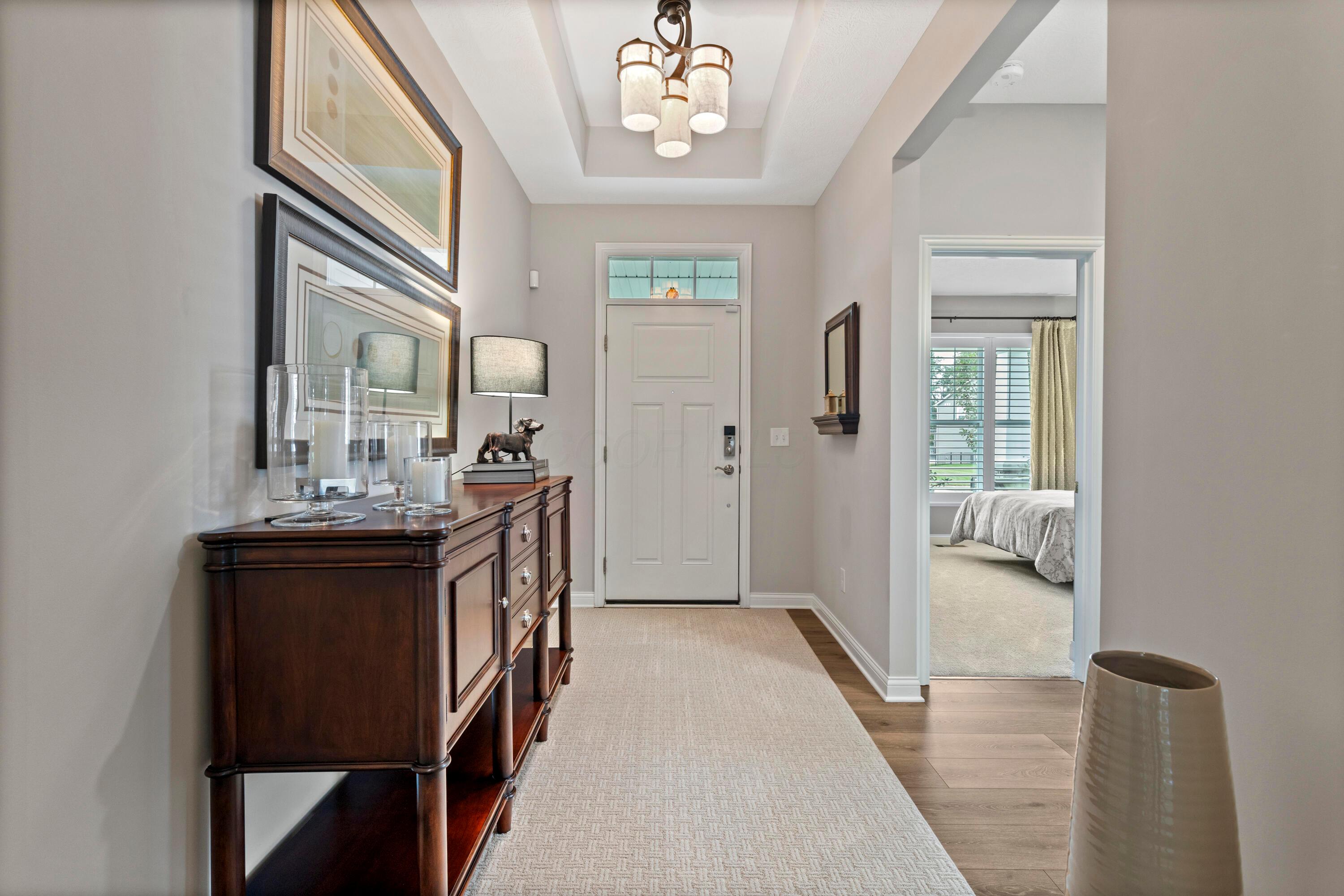 3604 Whispering Pines Road Delaware, OH 43015 - Photo 16 of 58 Elegant Entry Hallway.