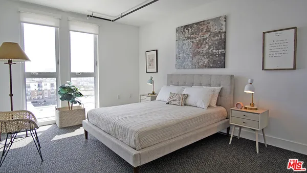 $6,195 | 13448 Beach Avenue, Unit PH7309, Marina del Rey, CA 90292