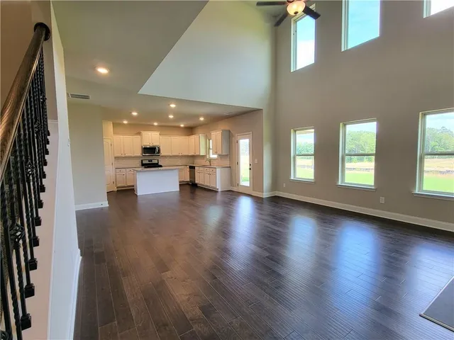 $569,670 | 996 Lakeview Oaks Court, Grayson, GA 30017