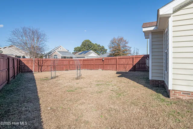 $232,000 | 2305 Sawgrass Drive, Winterville, NC 28590