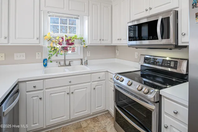 $232,000 | 2305 Sawgrass Drive, Winterville, NC 28590