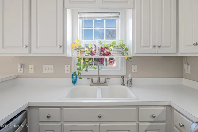 $232,000 | 2305 Sawgrass Drive, Winterville, NC 28590