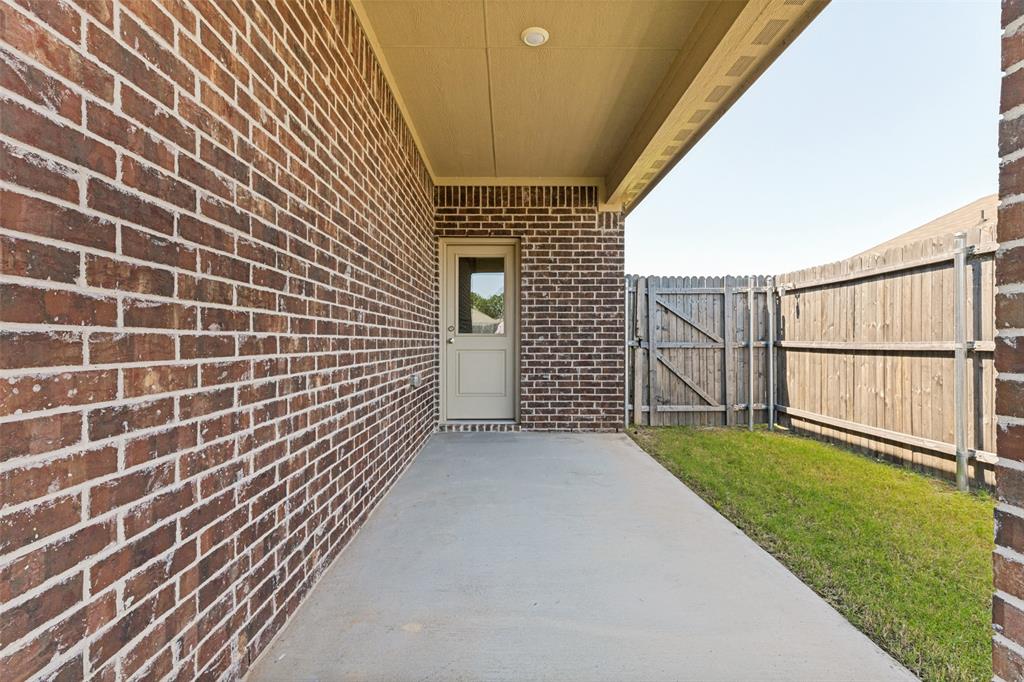 1237 Almond Road Azle, TX 76020 - Photo 22 of 24