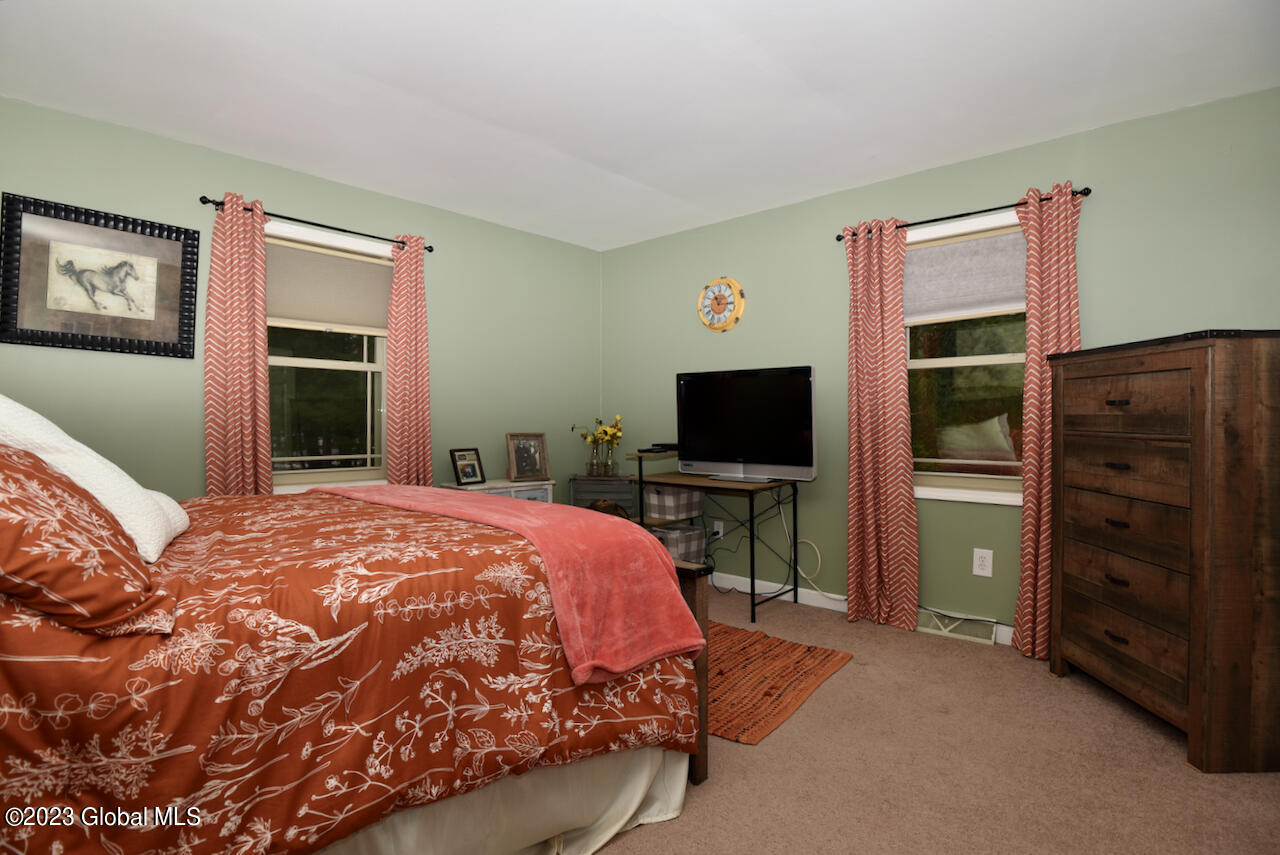 44 Russell Road Greenfield, NY 12833 - Photo 39 of 61 33