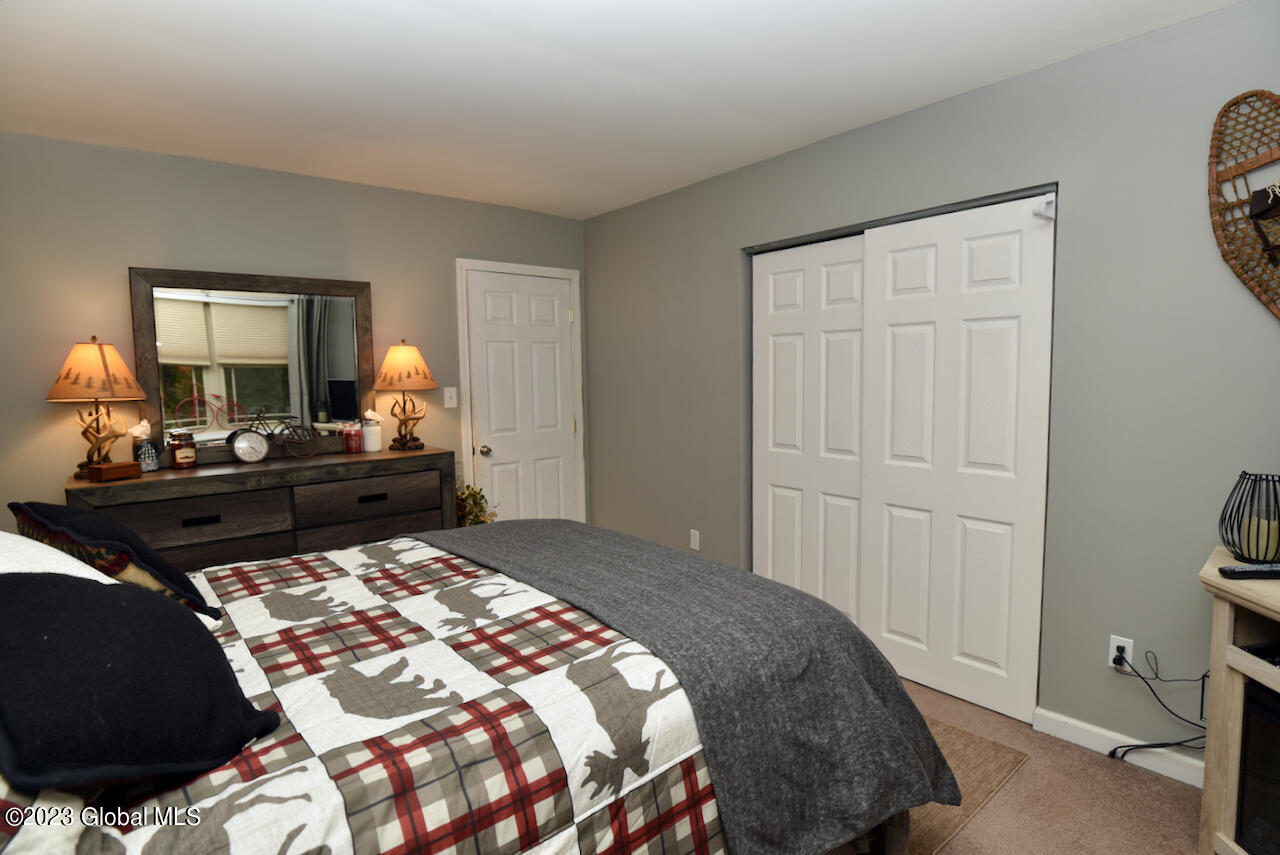44 Russell Road Greenfield, NY 12833 - Photo 46 of 61 40