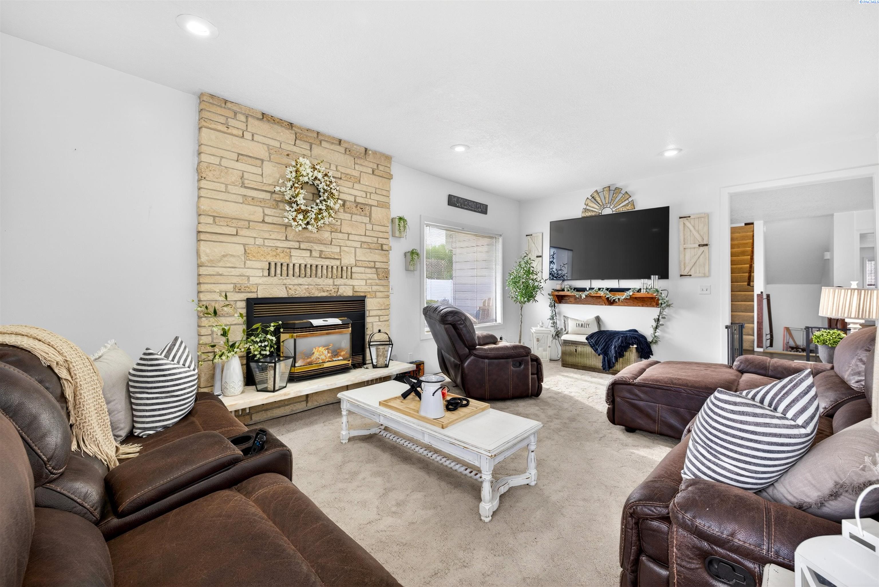 1260 Appleway Road Grandview, WA 98930 - Photo 10 of 50 Gallery Image 10