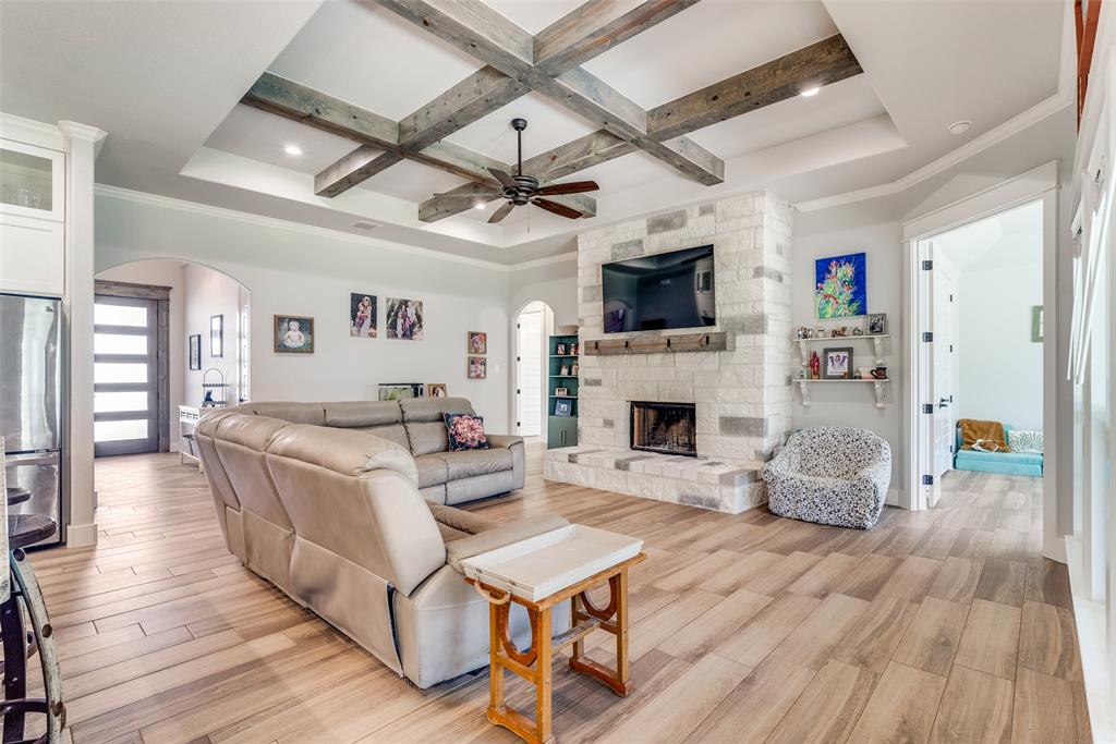 1036 Kessler Road Weatherford, TX 76087 - Photo 5 of 35