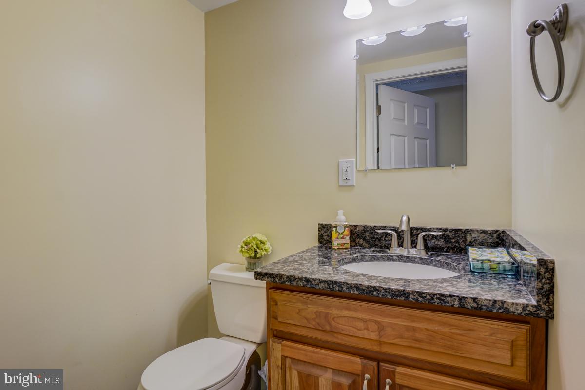 8843 Woodlawn Way Springfield, VA 22153 - Photo 12 of 45 Half bath on main level