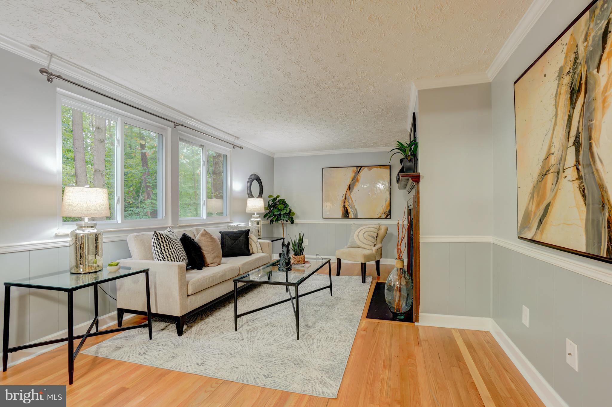 8843 Woodlawn Way Springfield, VA 22153 - Photo 19 of 45 Family Room overlooks the trees and deck