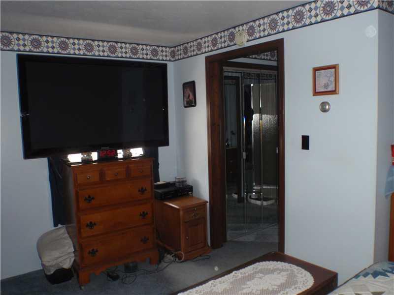 611 Flat Rock Road Apollo, PA 15613 - Photo 11 of 23 Master Bedroom.